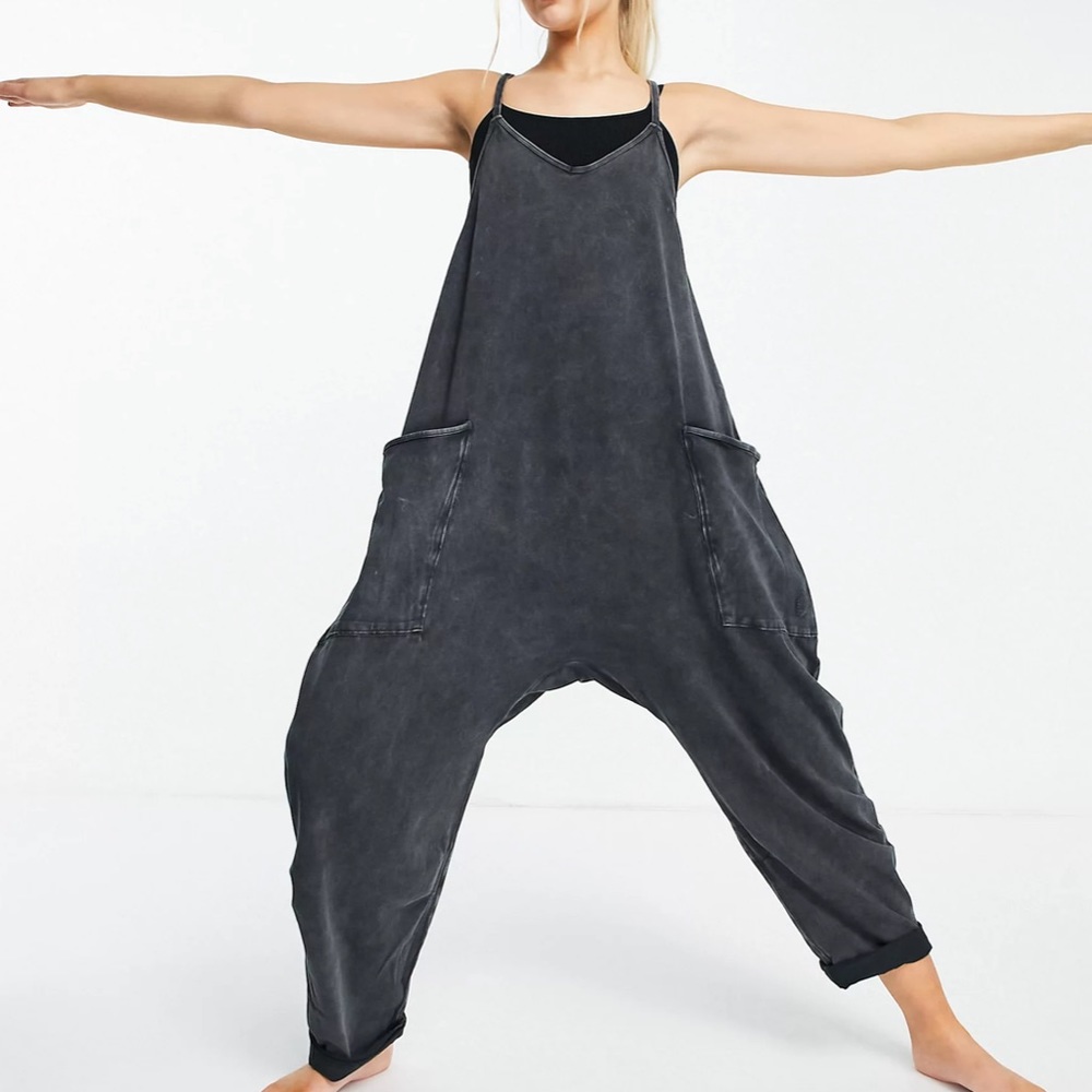 Free people movement jumpsuit✨